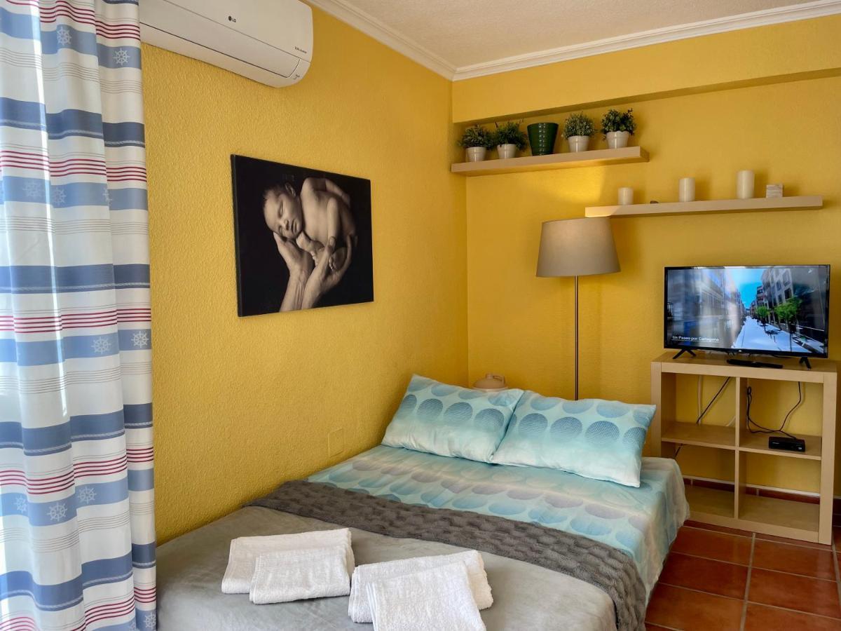 Cosy, Seaview Apartment, Close To Beach And Bars -Edificio Rhin Campoamor Εξωτερικό φωτογραφία